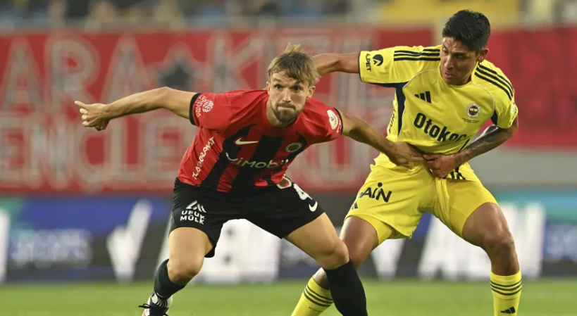 Edson Alvarez