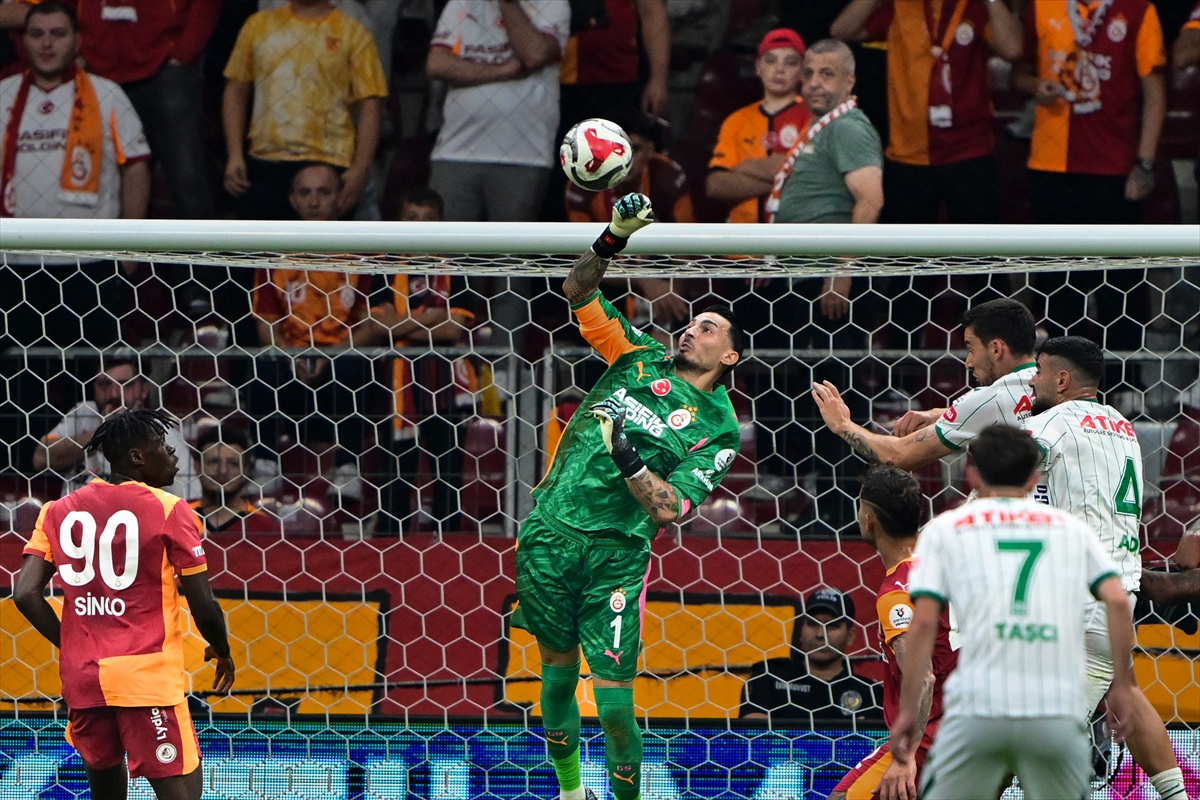 27092025140041_282405_14_0 Galatasaray