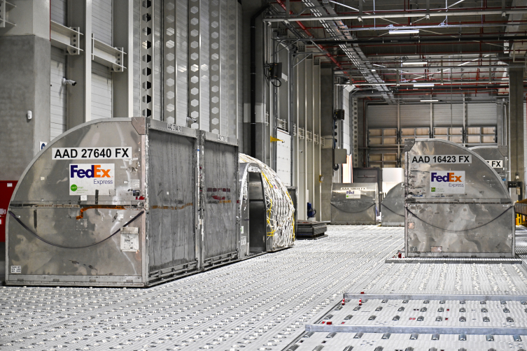 FedEx, İstanbul Havalimanı'ndaki yeni küresel hava aktarma tesisini hizmete açtı