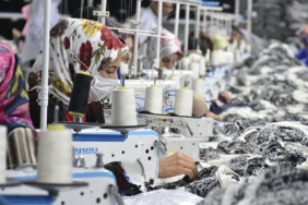 tekstil-dikim-calisan-kadin-aa-1569816