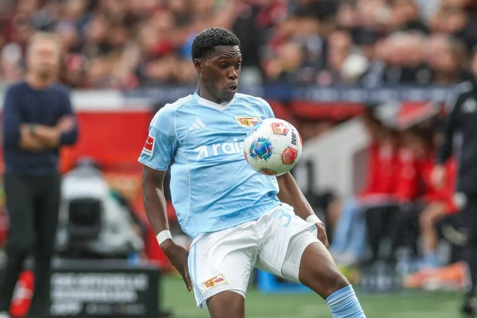 14102025191955_4411281_19_19 Galatasaray