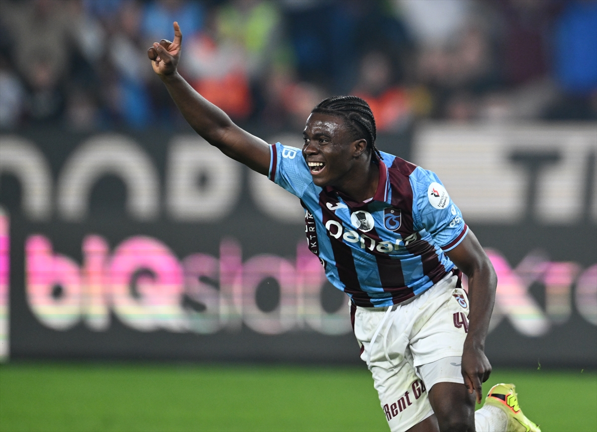 25102025221330_2496913_22_13 Fenerbahce