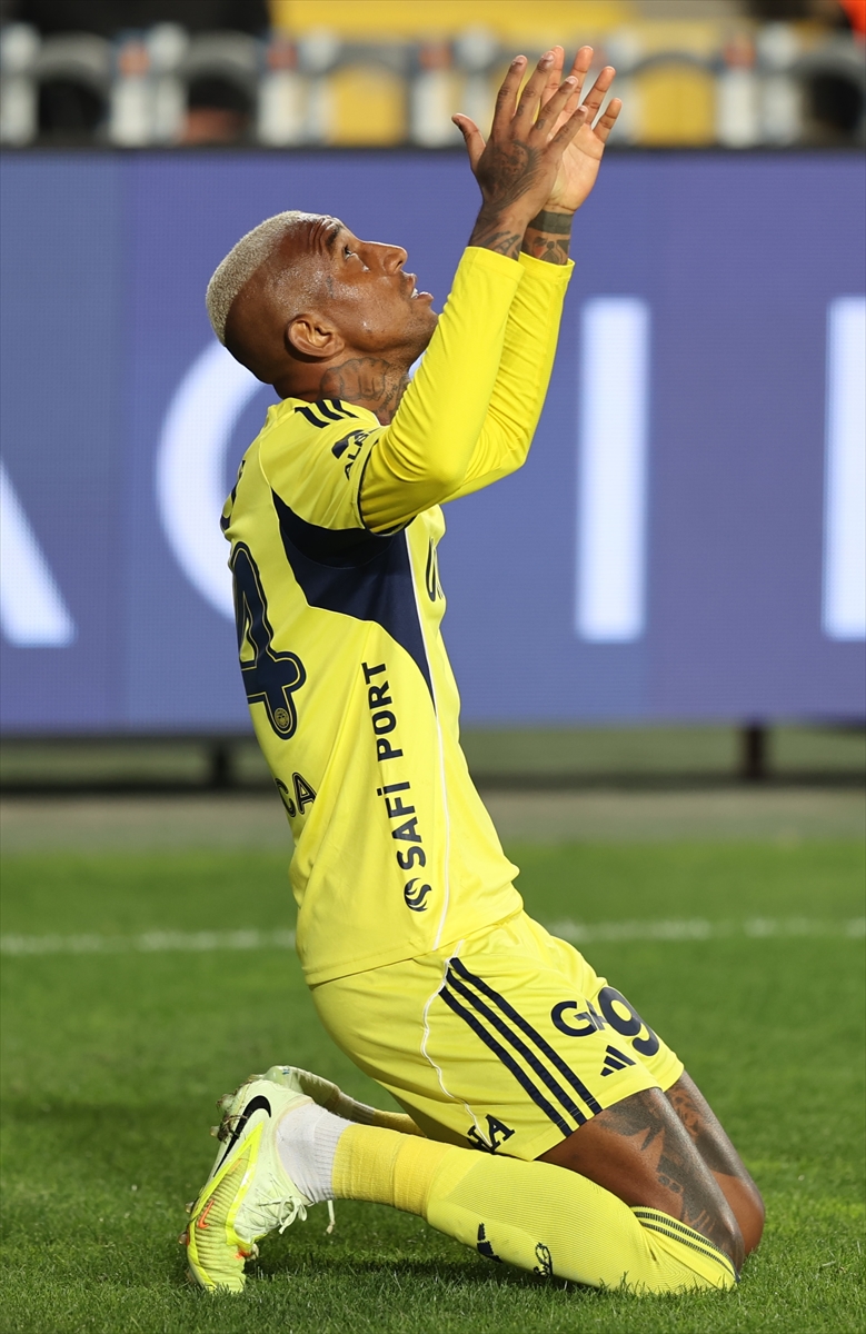 27102025221333_3266566_22_13