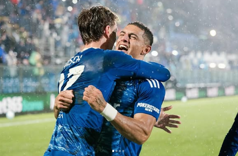 30102025201137_3012965_20_11