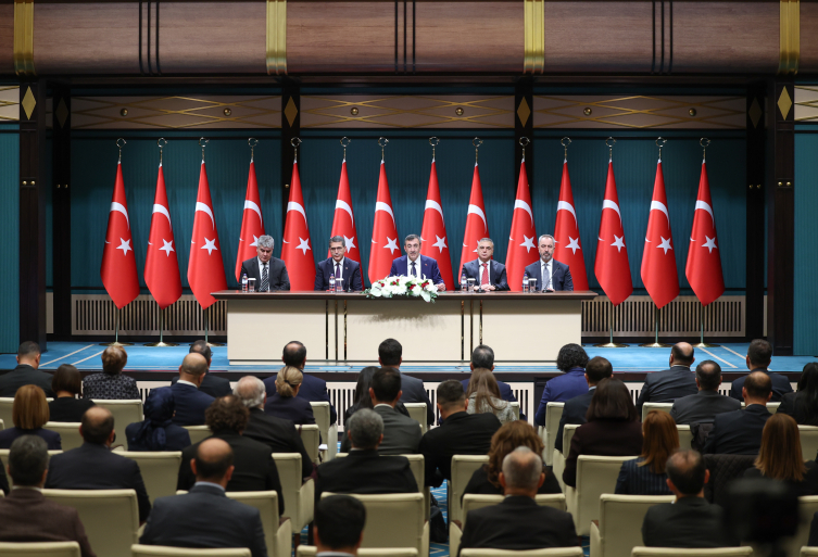 aa_picture_20251016_39426356 Cevdet Yılmaz: OVP, fiyat istikrarını sağlamayı amaçlamaktadır