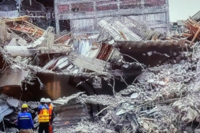 indo-collapse-a-2404233