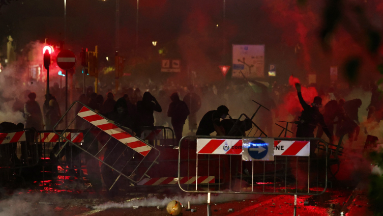 İtalya-İsrail maçı öncesi binlerce kişi İsrail'i protesto etti