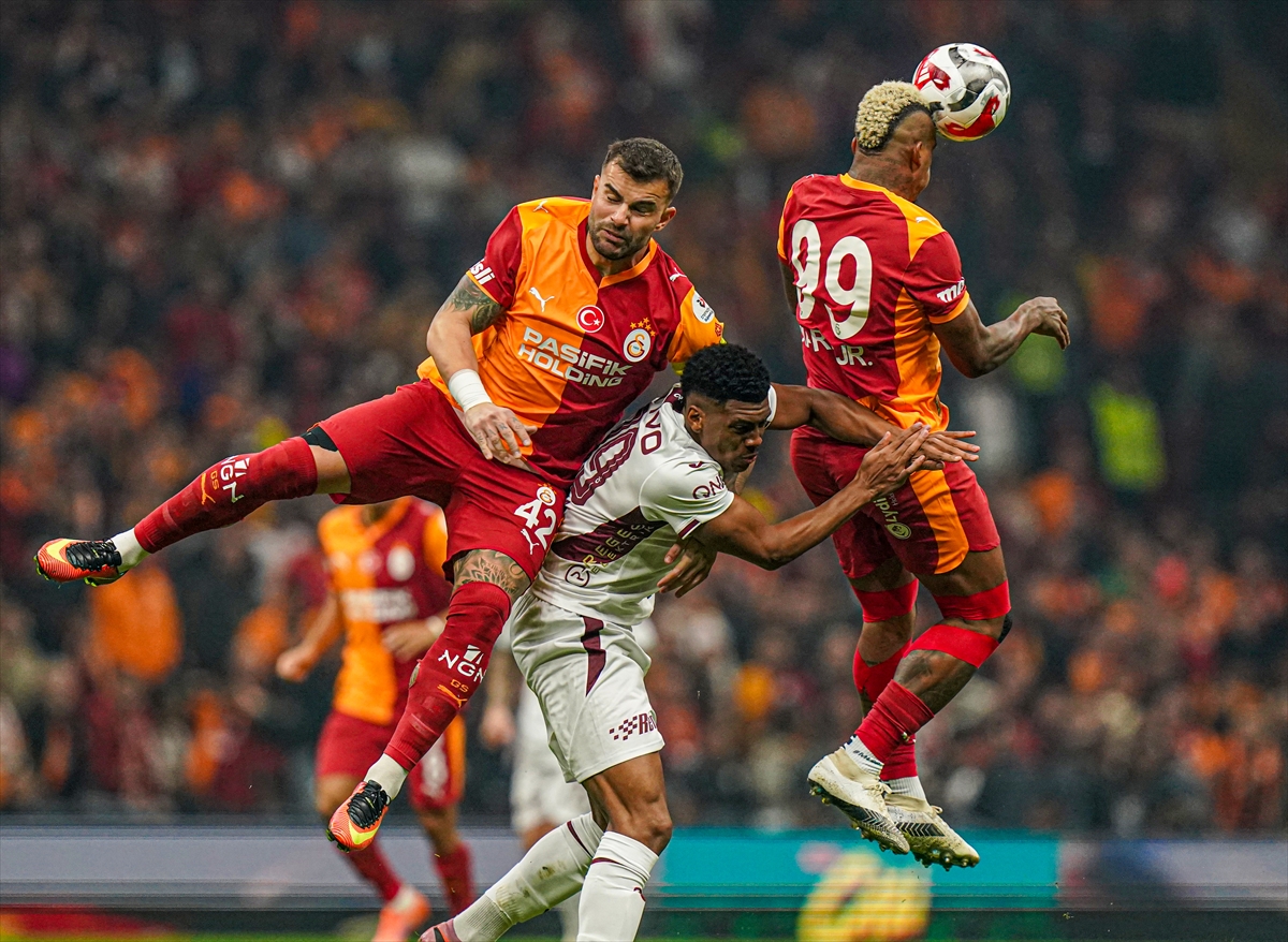 1112025235811_2195857_23_58