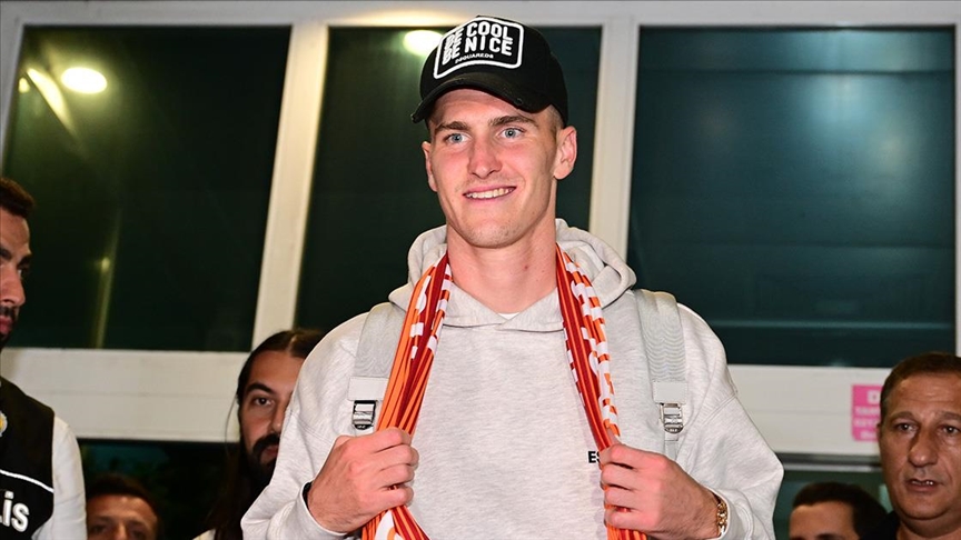 17112025195434_6082881_19_54 sallai