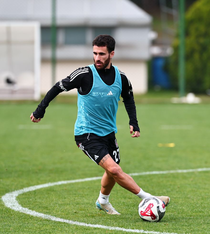 21112025234346_4378779_23_43 rafa_silva