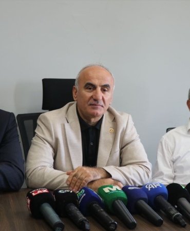 ak-parti-rize-milletvekili-mertoglu-gazetecil-20182489_amp