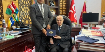 baskan-cengiz-den-mhp-genel-merkezine-ziyaret-20176822_amp