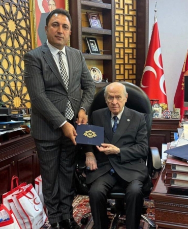 baskan-cengiz-den-mhp-genel-merkezine-ziyaret-20176822_amp