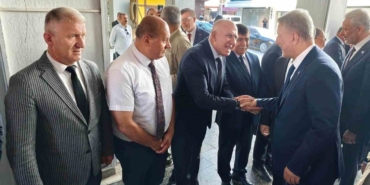 baskan-demirtas-bakan-bolat-a-projeleri-sundu-20162214_amp