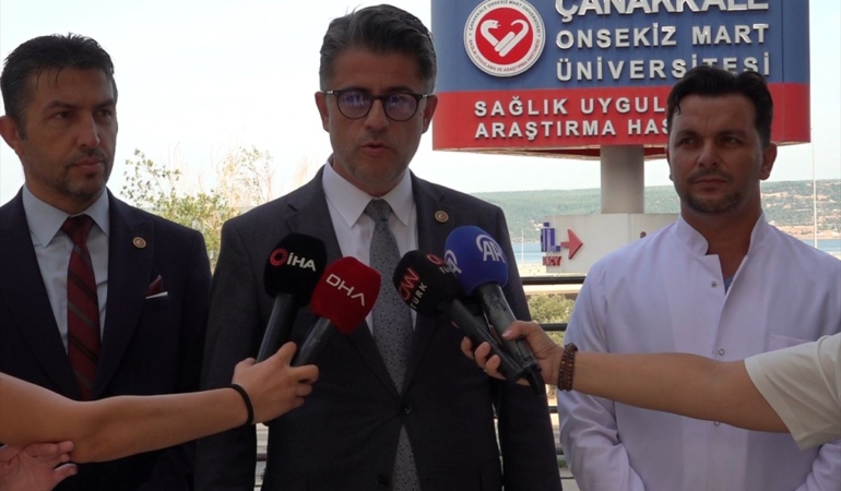 canakkale-de-rahatsizlanan-komedyen-cem-yilma-20188952_amp