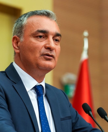 chp-den-belediye-baskani-transfer-tartismalar-20182901_amp
