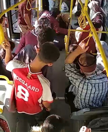otobus-soforunden-hayat-kurtaran-mudahale-20185573_amp