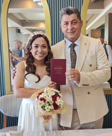 samsunlu-soner-ile-filipinli-jenilynda-nin-as-3-20177304_amp