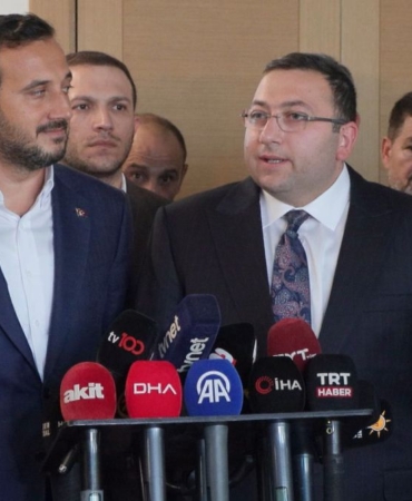 ak-parti-istanbul-il-baskani-ozdemir-uskudar-2-20219613_amp