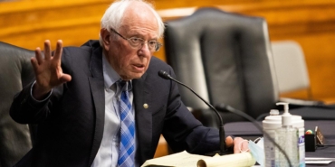 bernie-sanders-reu-1581143