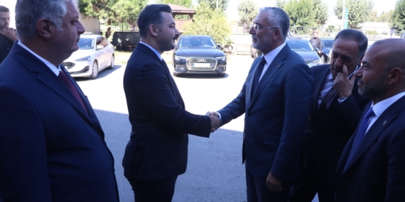 calisma-ve-sosyal-guvenlik-bakani-isikhan-ak-5-20231015_amp