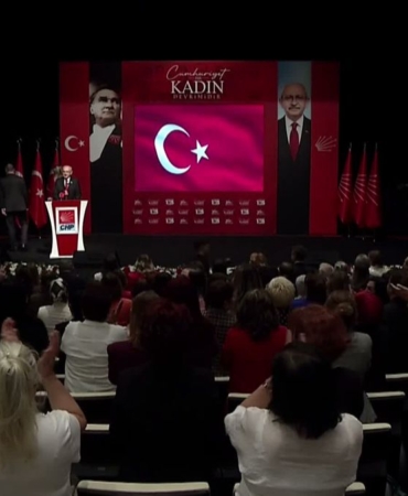 chp-de-cumhuriyet-bir-kadin-devrimidir-paneli-20219174_amp
