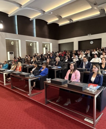 chp-kadin-kollari-genel-baskani-gulsever-chp-20219476_amp