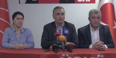 chp-sozcusu-sari-uskudar-da-secimin-ertelenme-20209514_amp