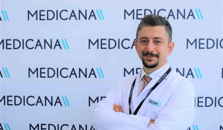 cocuklarda-agir-canta-kullanimi-bel-agrisi-ya-3-20211523_amp