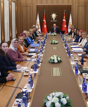 cumhurbaskani-erdogan-partisinin-kadin-beledi-20225699_amp