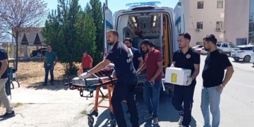 elinden-yaralanan-hasta-helikopter-ambulansla-3-20207318_amp