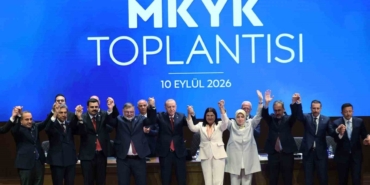 foca-belediye-baskani-saniye-bora-fici-ak-par-20226317_amp