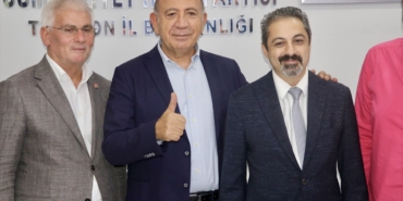 gursel-tekin-trabzon-da-partisinin-il-baskanl-2-20236932_amp