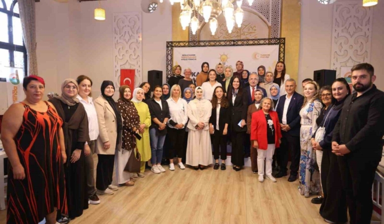 ilkadim-da-gonul-kopruleri-kuruldu-20221173_amp