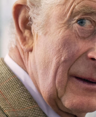 king-charles-aa-2108182