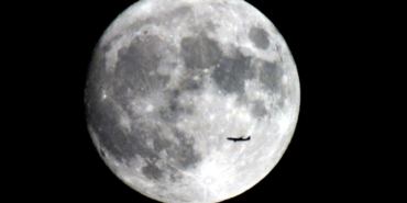 moon-2096935
