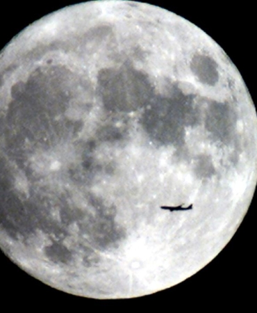 moon-2096935