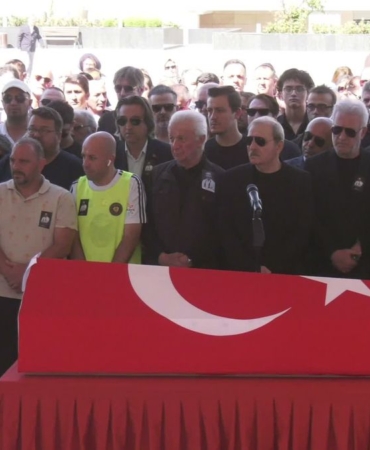 oyuncu-serhat-kilic-karsiyaka-mezarligi-nda-20218761_amp