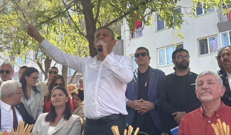 ozgur-ozel-den-pes-pese-gaflar-eski-partisi-c-5-20210575_amp