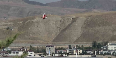 sarilik-hastasi-bebek-ambulans-helikopter-ile-4-20236889_amp