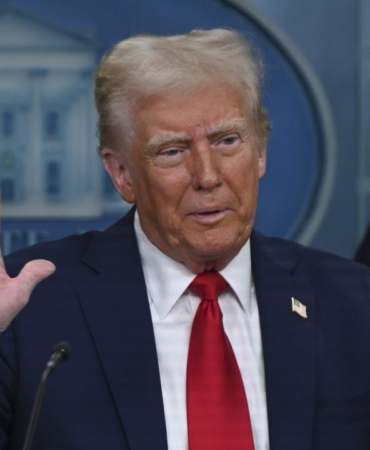 trump-2483416