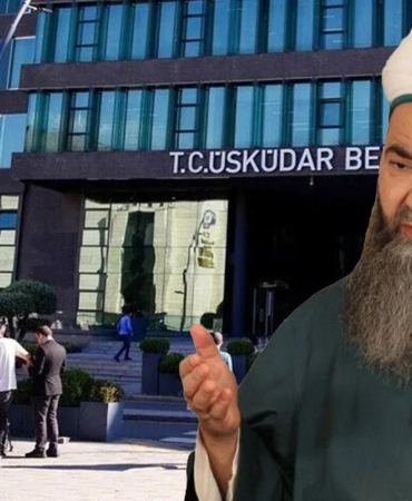 uskudarda-ak-parti-kazandi-cubbeli-ahmetten-ibb_6d6c91b01e_amp