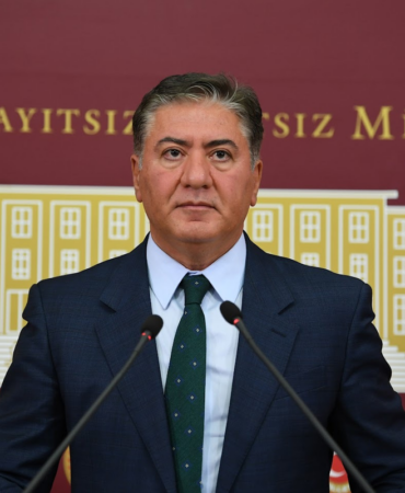 yeni-parti-grup-baskanvekili-murat-emir-uskud-20215171_amp
