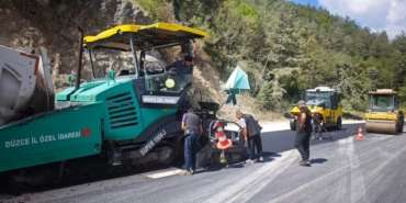 yigilca-da-yedigoller-grup-yolu-asfaltlaniyor-3-20215542_amp