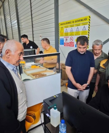 yigilca-tmo-findik-alim-merkezi-acildi-4-20215378_amp